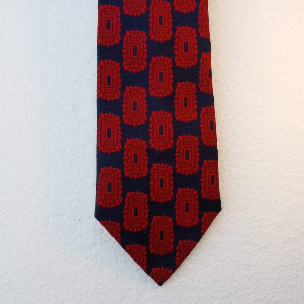 Retro West Bros. Red & Blue Keyhole Pattern Tie